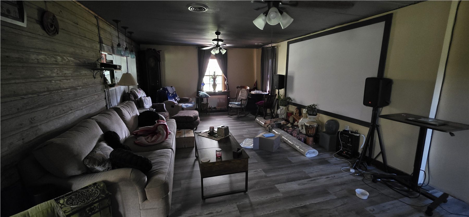 Main-house living and entertainment room